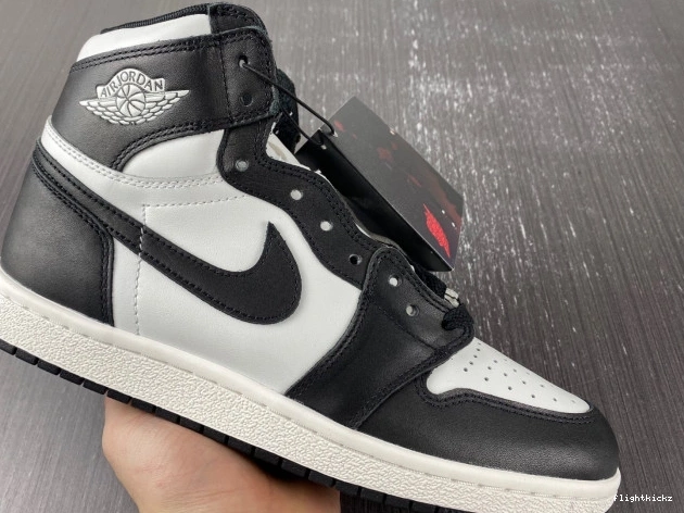 1 White (2023) Jordan BQ4422-001 Retro 85 Black High 1021